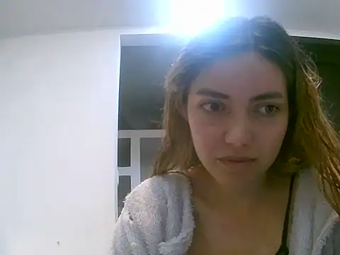 Snapshot of VittoriaTaylor chatting on 03-23-26, 08:13 VittoriaTaylor online show from 03-23-26, 08:13