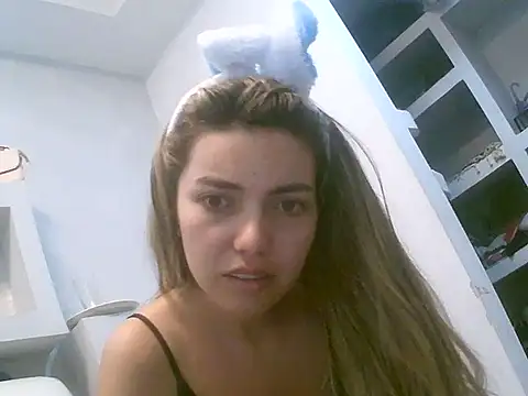 Snapshot of VittoriaTaylor chatting on 04-03-26, 01:03 VittoriaTaylor online show from 04-03-26, 01:03