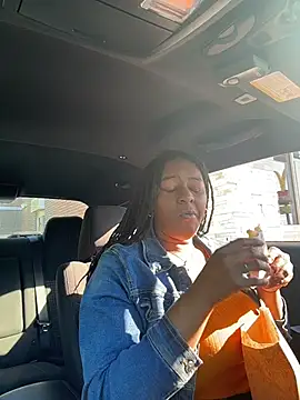 xoxoHotCoCo online show from 04-10-26, 01:27