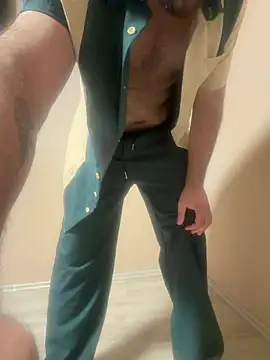 Snapshot of Klaus298 chatting on 07-23-26, 03:10 Klaus298 online show from 07-23-26, 03:10
