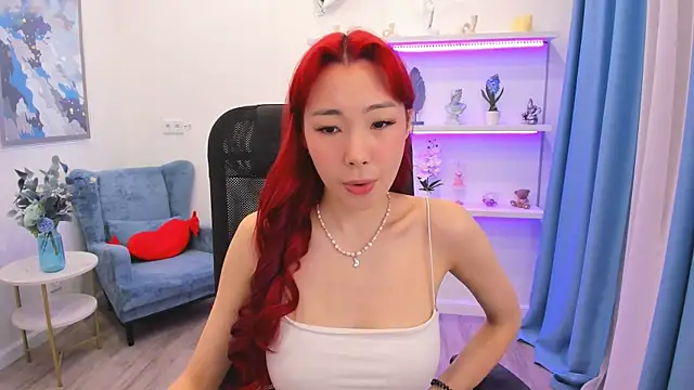Snapshot of AnnaReyla chatting on 05-23-26, 04:07 AnnaReyla online show from 05-23-26, 04:07