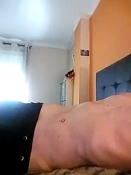 Snapshot of moutt99 chatting on 11-02-25, 02:08 moutt99 online show from 11-02-25, 02:08