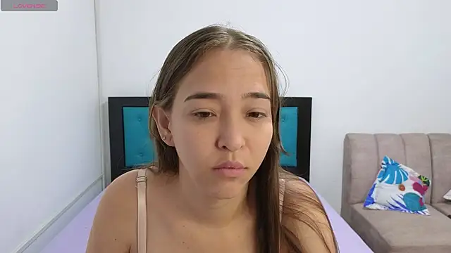 Snapshot of SERAFINA_ chatting on 03-31-26, 07:31 SERAFINA online show from 03-31-26, 07:31