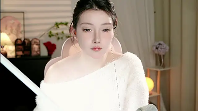 Snapshot of Dou-Dou-er chatting on 10-21-25, 01:34 Dou-Dou-er online show from 10-21-25, 01:34