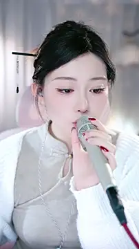 Snapshot of Dou-Dou-er chatting on 01-10-26, 10:50 Dou-Dou-er online show from 01-10-26, 10:50