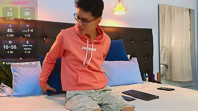 Cum hunters online show from 03-11-25, 08:31