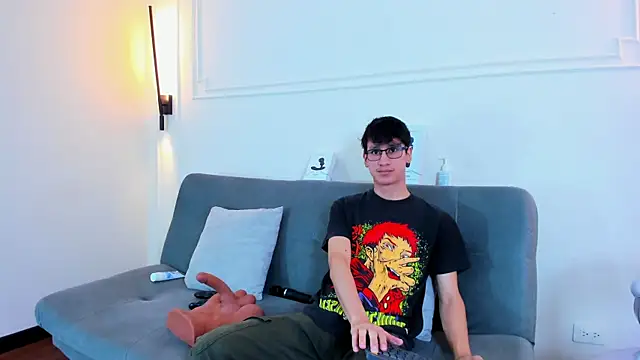 Cum hunters online show from 11-30-25, 01:42