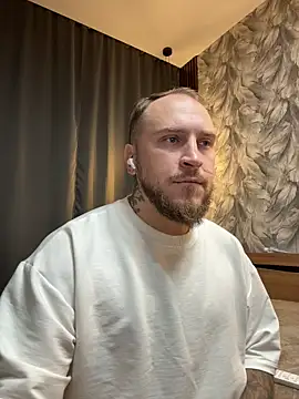  XxX-XxX  online show from 10-11-25, 10:19