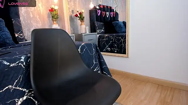 Isis ariany  online show from 02-19-25, 12:55