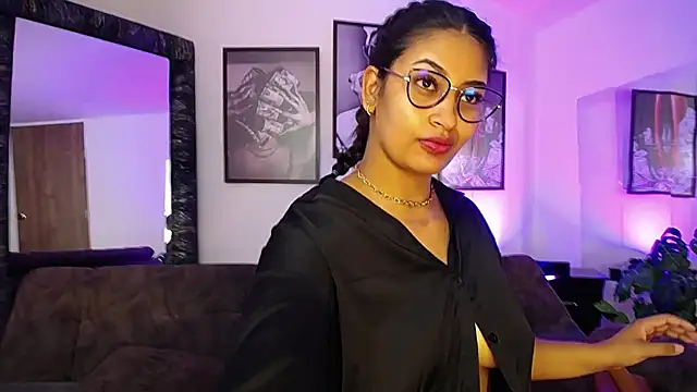 loretahorny online show from 01-07-26, 01:24