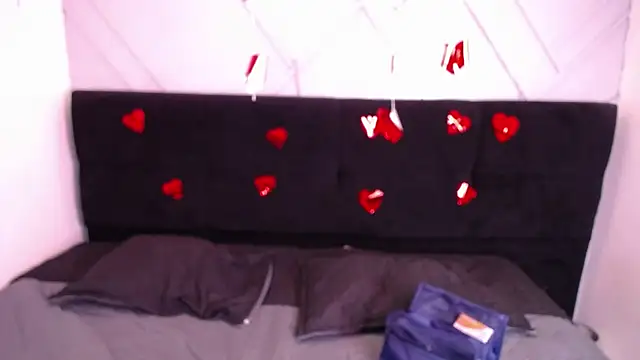 Snapshot of dalmonn_lennoxx chatting on 02-13-25, 06:38 dalmonn lennoxx online show from 02-13-25, 06:38