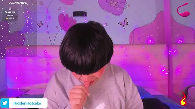 Snapshot of dalmonn_lennoxx chatting on 11-19-25, 12:05 dalmonn lennoxx online show from 11-19-25, 12:05