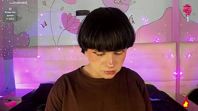 Snapshot of dalmonn_lennoxx chatting on 11-25-25, 02:28 dalmonn lennoxx online show from 11-25-25, 02:28