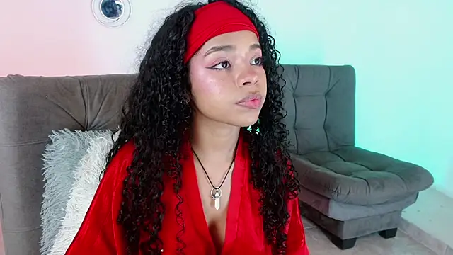 lucie petite online show from 03-21-25, 09:23