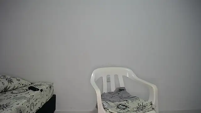 Snapshot of lana_roman chatting on 09-18-25, 09:06 lana roman online show from 09-18-25, 09:06