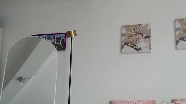 Andrewine89 online show from 04-11-26, 08:24