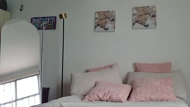 Andrewine89 online show from 04-19-26, 06:10