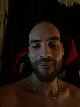 Snapshot of darkdesire_01 chatting on 02-01-25, 03:41 darkdesire 01 online show from 02-01-25, 03:41