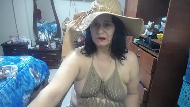Snapshot of jazmin_mature_ chatting on 05-23-26, 01:15 jazmin mature online show from 05-23-26, 01:15