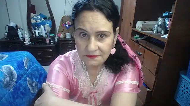 Snapshot of jazmin_mature_ chatting on 05-26-26, 10:55 jazmin mature online show from 05-26-26, 10:55