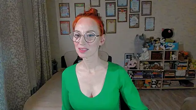 Snapshot of red_rocco chatting on 01-17-25, 04:15 red rocco online show from 01-17-25, 04:15