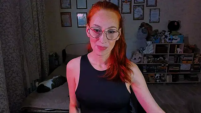 Snapshot of red_rocco chatting on 02-16-25, 04:10 red rocco online show from 02-16-25, 04:10