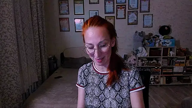 Snapshot of red_rocco chatting on 02-19-25, 06:43 red rocco online show from 02-19-25, 06:43