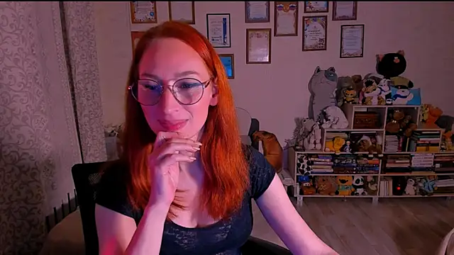 Snapshot of red_rocco chatting on 03-14-25, 07:44 red rocco online show from 03-14-25, 07:44