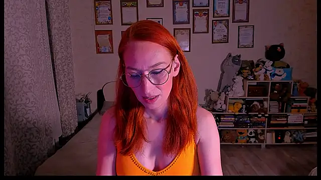 Snapshot of red_rocco chatting on 03-15-25, 04:43 red rocco online show from 03-15-25, 04:43