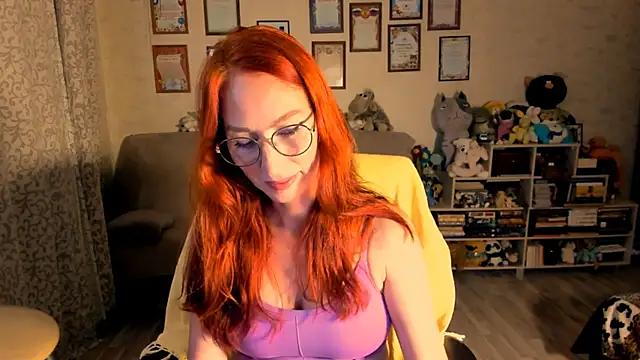 Snapshot of red_rocco chatting on 09-19-25, 03:24 red rocco online show from 09-19-25, 03:24