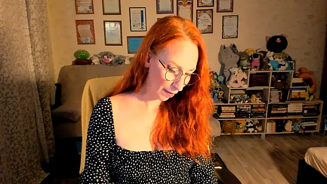 Snapshot of red_rocco chatting on 10-04-25, 02:37 red rocco online show from 10-04-25, 02:37