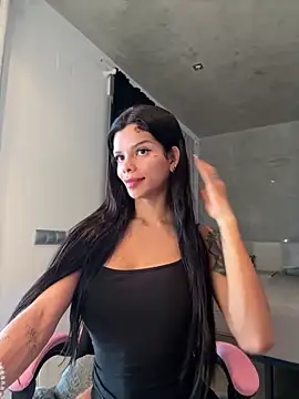 Snapshot of Rosariolovex chatting on 02-19-25, 09:28 Rosariolovex online show from 02-19-25, 09:28