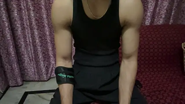 hot hunk boy online show from 03-01-26, 10:06