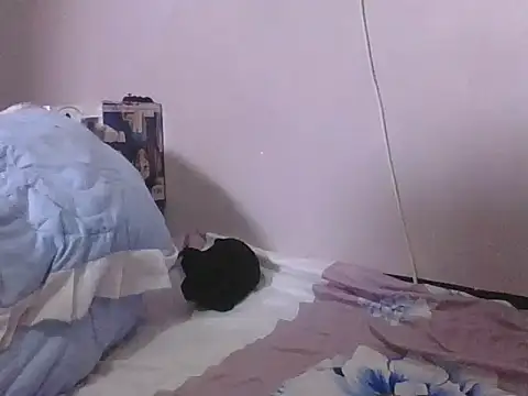 hungrydog18 online show from 10-08-25, 11:52