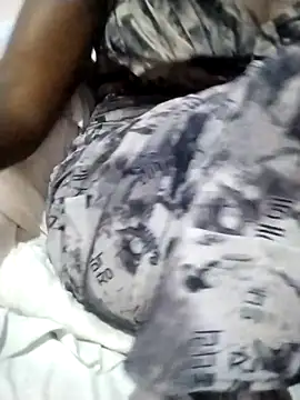 hungrydog18 online show from 10-20-25, 08:26