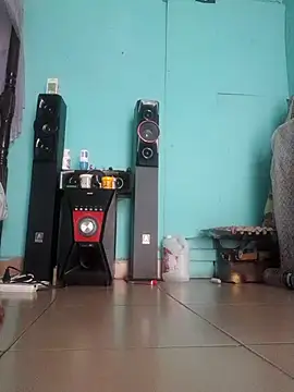 hungrydog18 online show from 12-01-25, 10:20