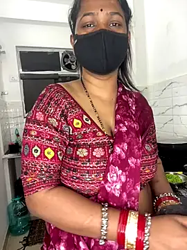 Snapshot of YourSuperTanya chatting on 12-01-25, 03:17 YourSuperTanya online show from 12-01-25, 03:17