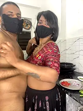 Snapshot of YourSuperTanya chatting on 12-05-25, 10:13 YourSuperTanya online show from 12-05-25, 10:13