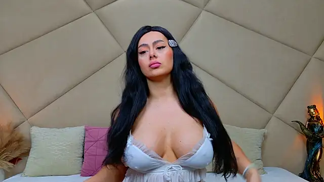 Snapshot of ChloeFrost chatting on 10-02-25, 05:03 ChloeFrost online show from 10-02-25, 05:03