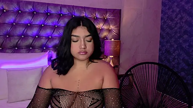 Camila Mason online show from 11-20-25, 04:12