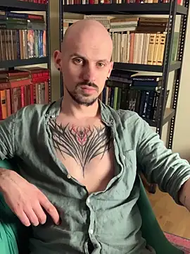 AssHunter4k online show from 02-21-25, 03:32