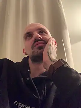 AssHunter4k online show from 02-26-25, 06:54