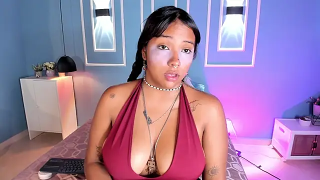 Snapshot of isabella_zc chatting on 06-17-26, 12:40 isabella zc online show from 06-17-26, 12:40
