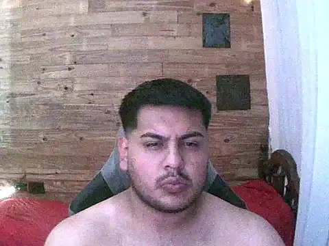 Nicolinoar01 online show from 01-11-26, 06:51