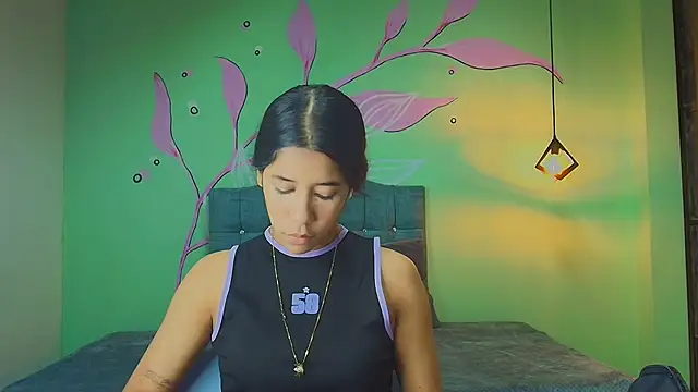 Connie Bell online show from 12-05-25, 08:27