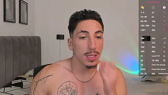 Snapshot of dylanspencer28 chatting on 02-11-25, 09:46 dylanspencer28 online show from 02-11-25, 09:46