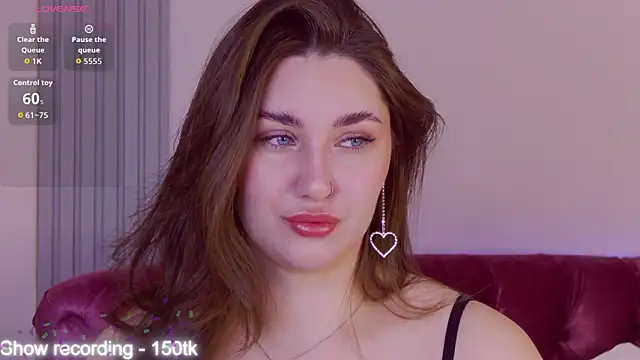 KiraBarlows online show from 02-07-26, 08:34