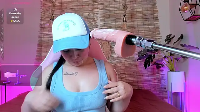 Snapshot of Rosie_jhons chatting on 02-25-25, 06:47 Rosie jhons online show from 02-25-25, 06:47