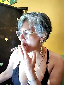Snapshot of ilonna2025 chatting on 06-09-26, 10:43 ilonna2025 online show from 06-09-26, 10:43