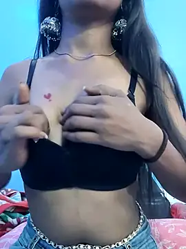 Snapshot of Leoni_G chatting on 11-01-25, 05:20 Leoni G online show from 11-01-25, 05:20